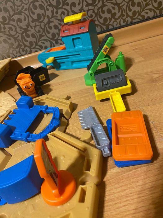 Великий будівельний майданчик для кінетичного піску Fisher-price