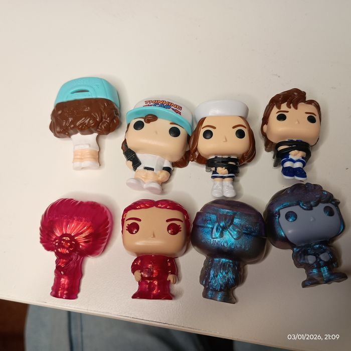 Kinder joy stranger things