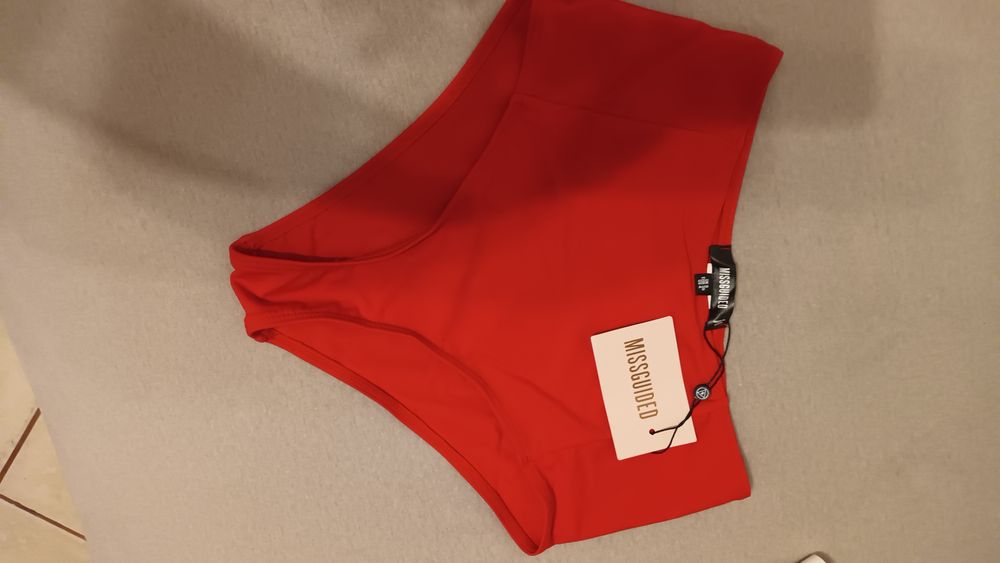 Missguided dół bikini czerwony nowy okazja 36
