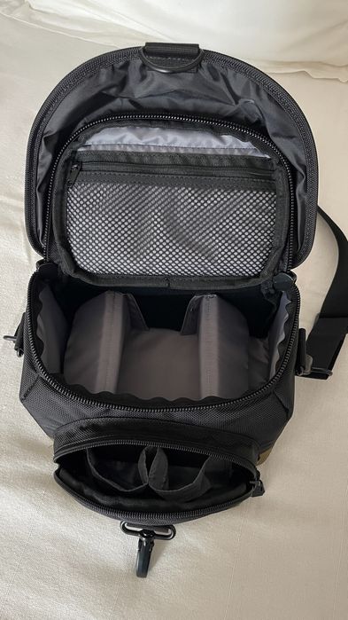 Câmara Fotográfica Canon EOS 100D + Objectiva EFS 18-55mm