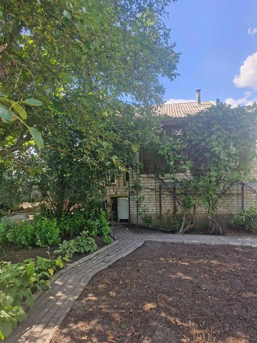 (3) Продам будинок в с. Пирогово вулиця Виноградна 9006