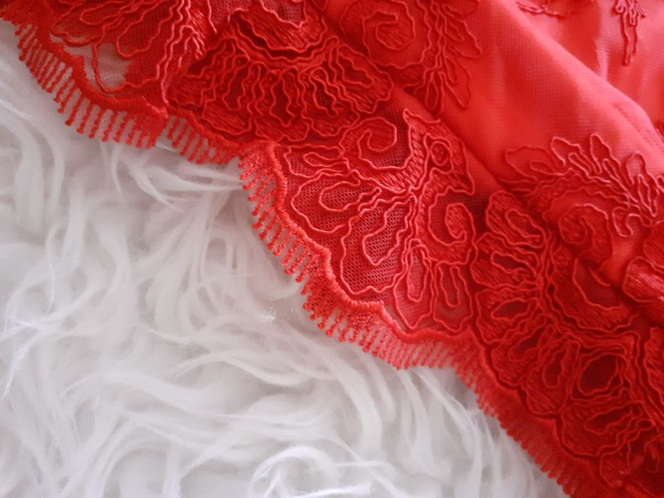 Crop Top em Renda Partenza