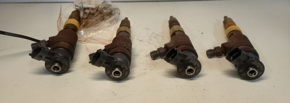 Wtrysk Wtryskiwacz Citroen Peugeot Ford 1.6hdi 0445110340