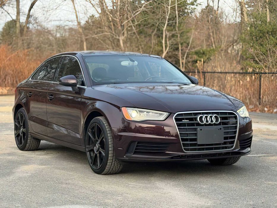 Audi A3      2015