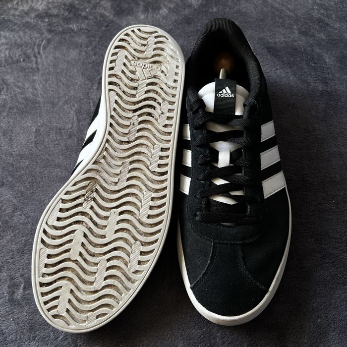 Чоловічі кросівки Adidas. P. 44.