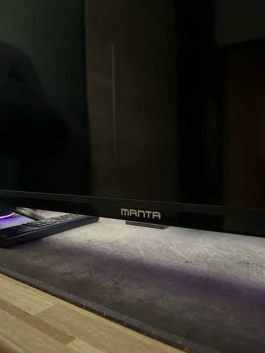 Telewizor MANTA 32 CALE model 32LHN89T + pilot