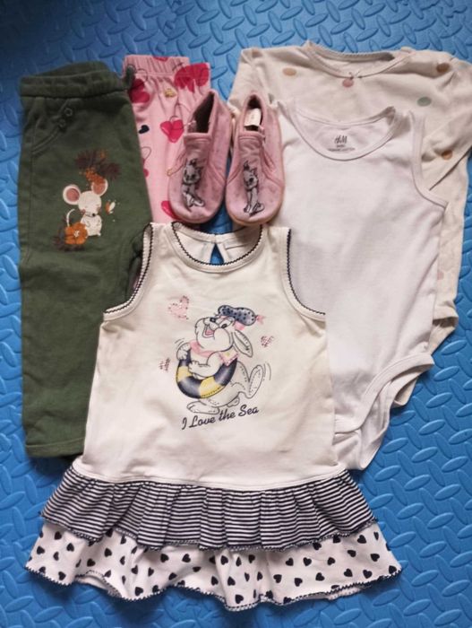 Ubranka na 12 msc 2body 2spodnie sukienka i kapcie rozm 21 cena  zl