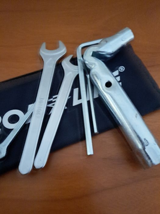 Ferramenta ROLLINE para patins