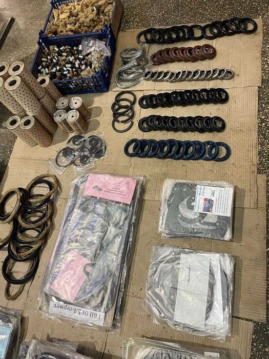Сальніки, прокладки, ремкомплекти Уаз 452, Уаз 469, Газ 24, Газ 53