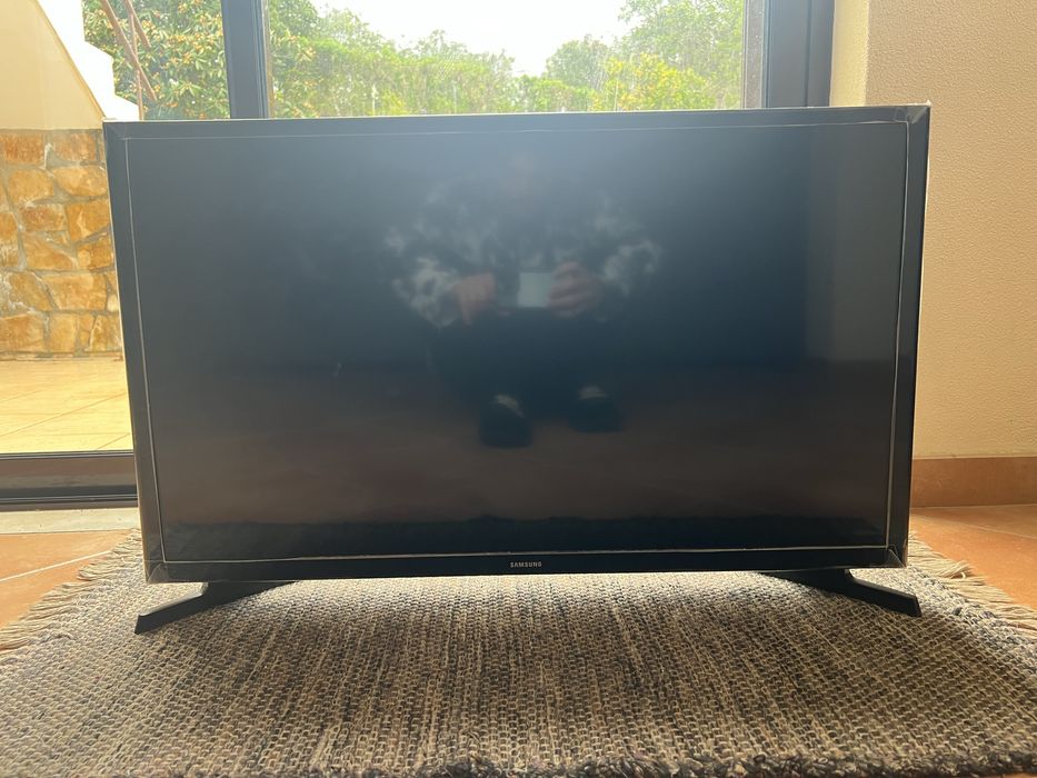 Televisão Samsung ue32j4000aw