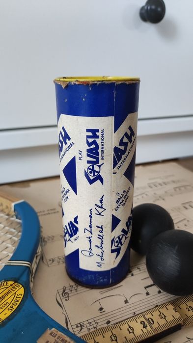 Squash - Lata de bolas Antiga