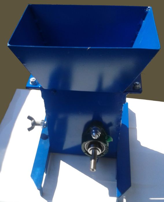 Орехокол горіхокол