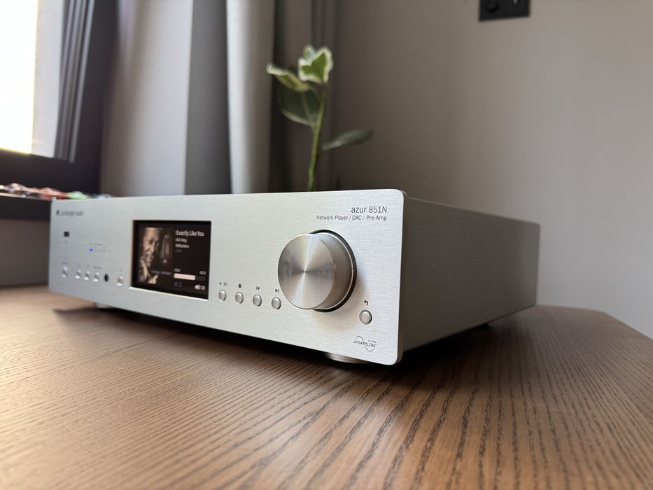 Продаю стрімер Cambridge Audio Azur 851N