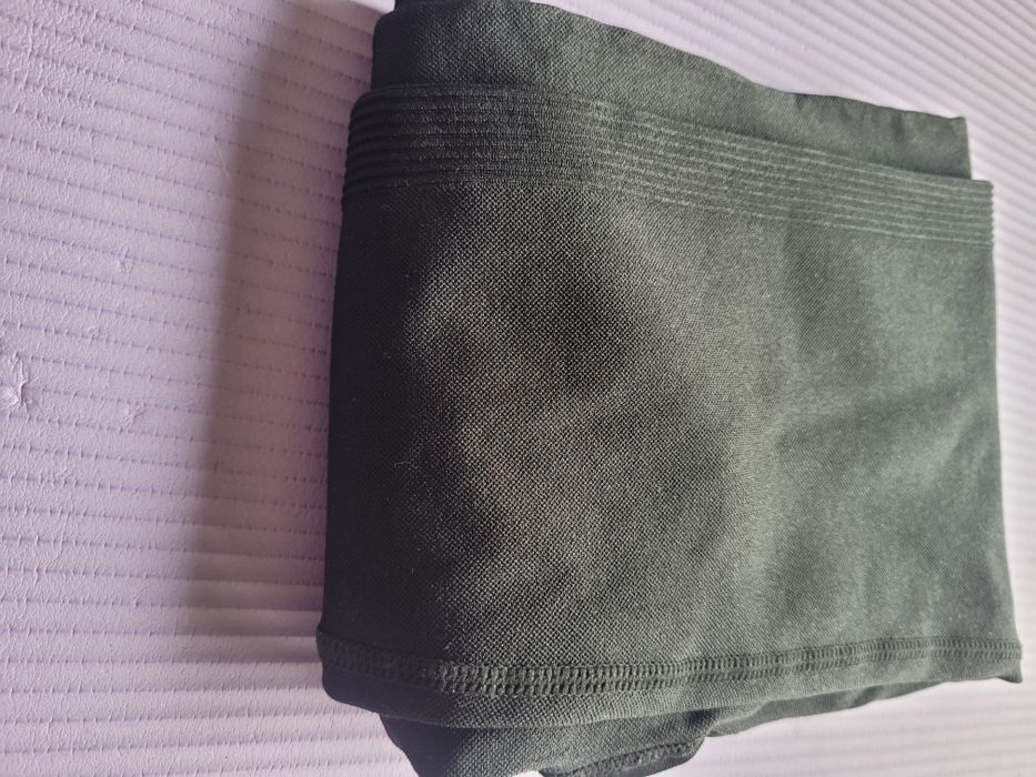 Czarne legginsy na siłownię push up M modelujace