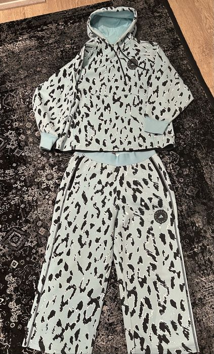 Костюм спортивный Adidas от Stella McCartney. Размер M