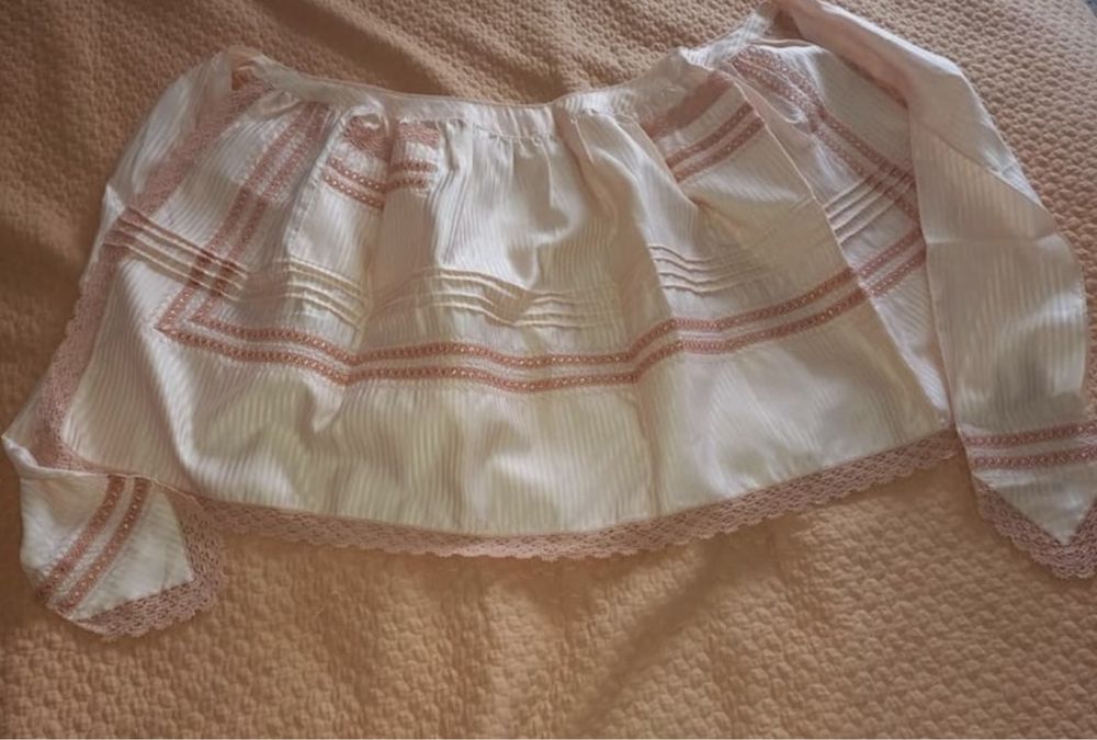 Aventais bordados tradicionais nazare