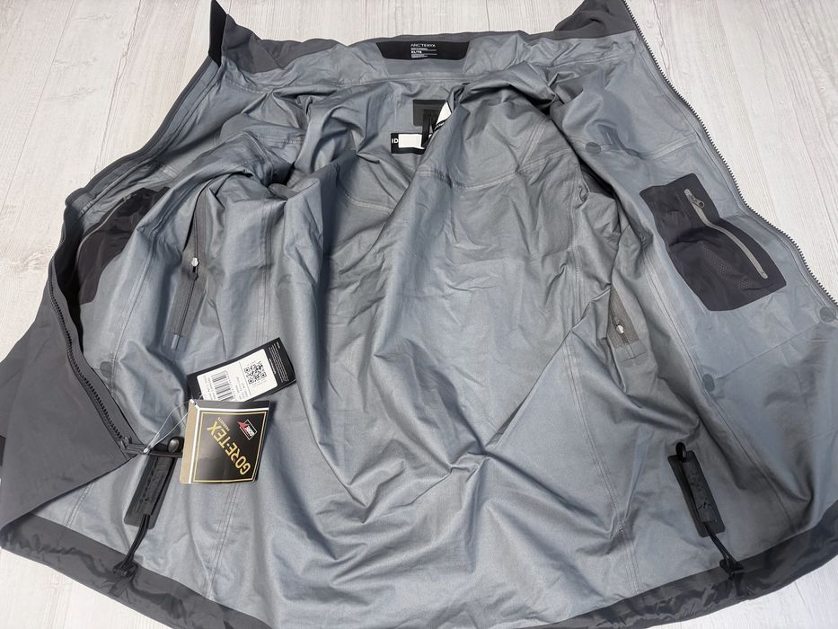 Куртка Arc'teryx LEAF Alpha LT Jacket Gen 2
