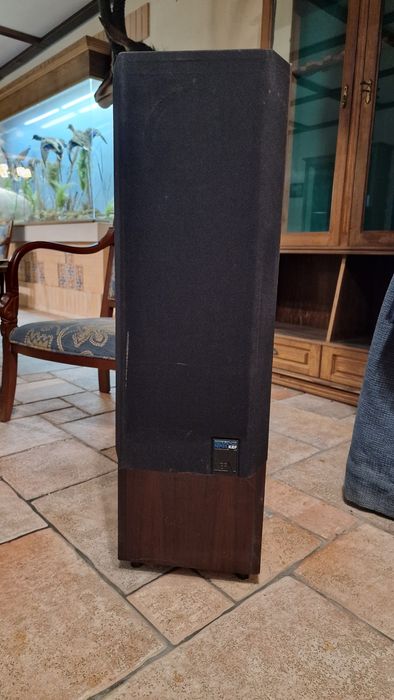 KEF Reference Series Model 104/2