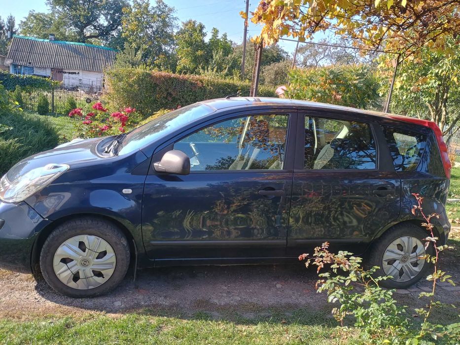 Продам nissan Note 1.4 2006