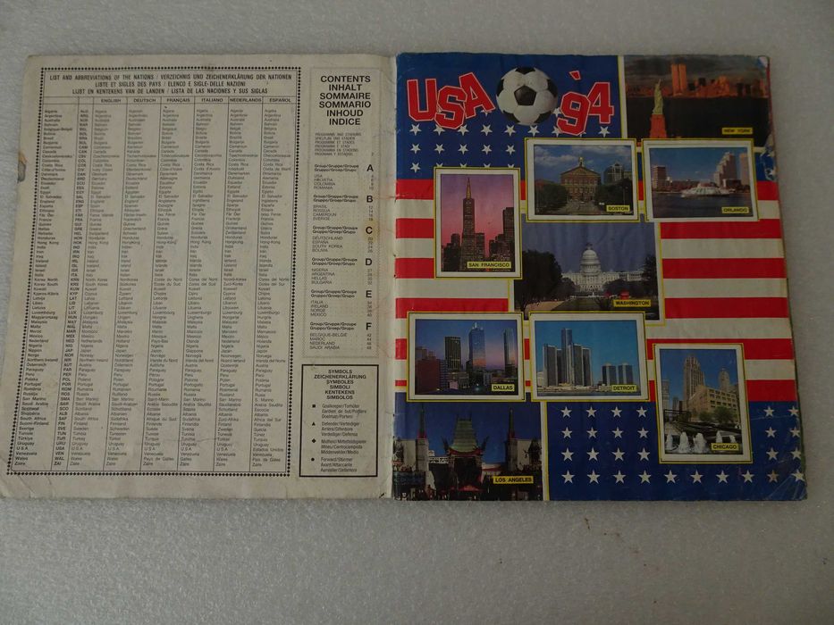 Caderneta de cromos de futebol USA 94 Panini (faltam 10 cromos)