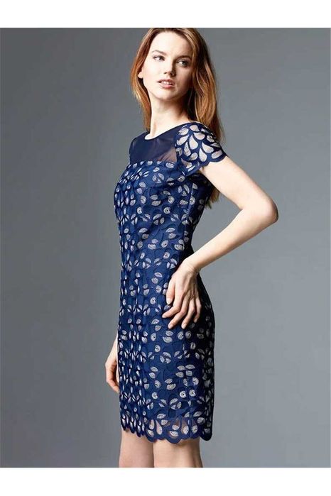 Elegancka sukienka Taranko 34