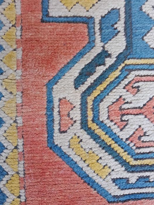 Tapete Persa Artesanal antigo - 120 x 65 cm