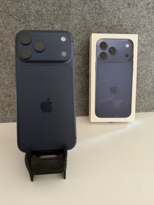 Iphone 17 Pro Max 256GB Deep Blue (Aceito retomas)