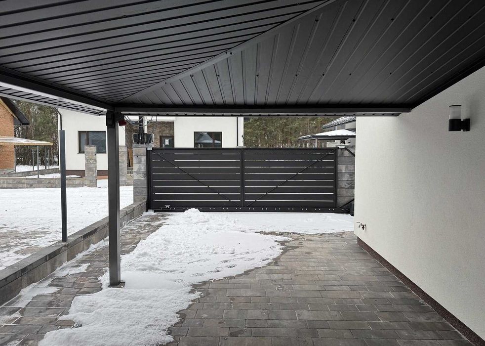 Продаж 1 поверхового будинку з новим ремонтом