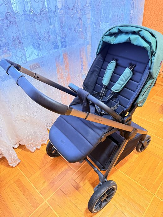 Прогулянкова коляска CARRELLO Ultra