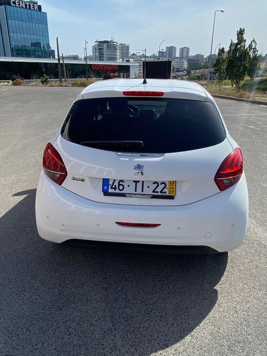 Peugeot 208 1.6 BlueHDi Style