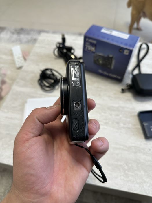 Фотоапарь Cenon PowerShot SX230 HS. Відмінний стан.