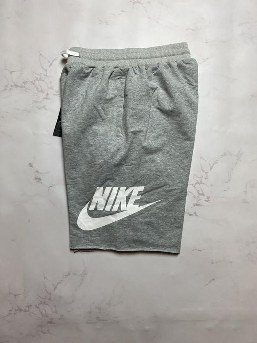 Чоловічі шорти Nike alumni club, nike big swoosh tech pack