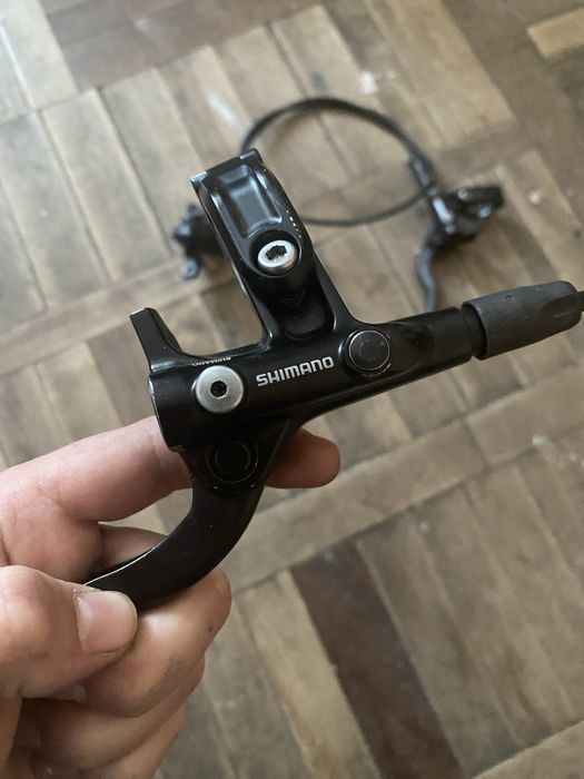 Продаю тормоза shimano 4100