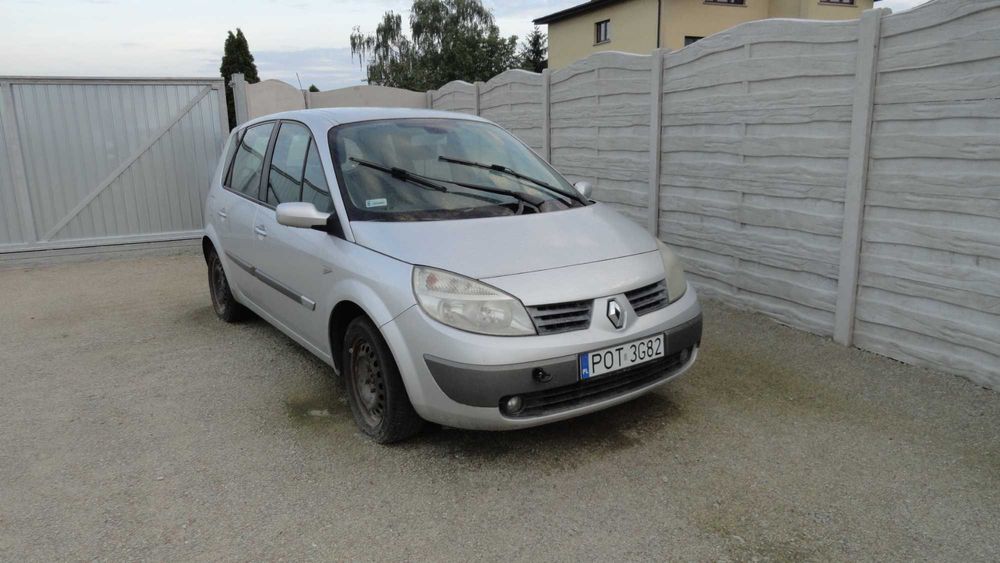 Lampa lewa przód przednia Renault Scenic II 2