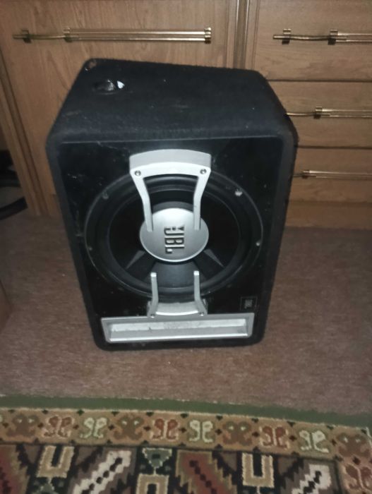 Subwoofer jbl como novo