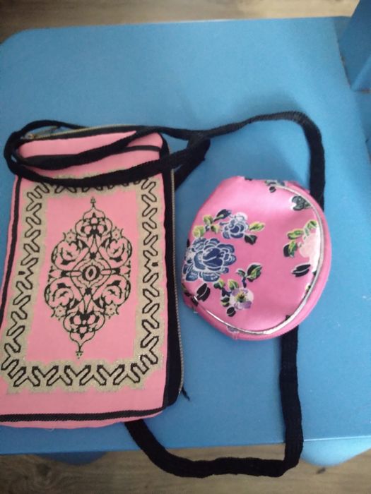 Fajny zestaw etui plus portfelik