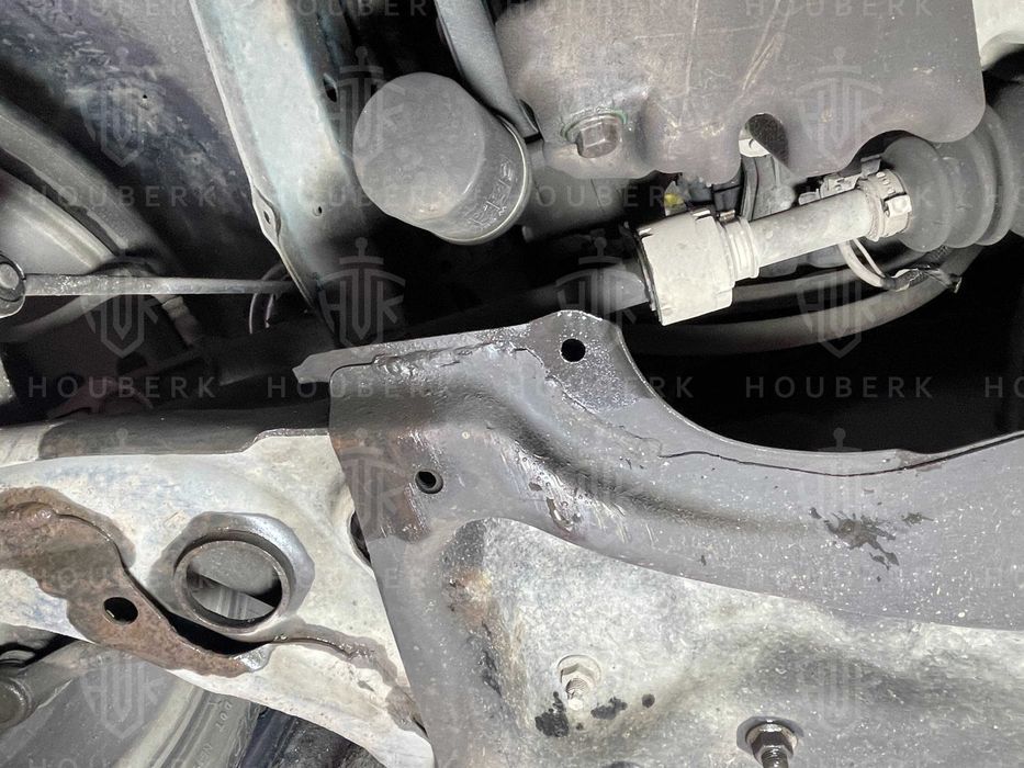 Захист двигуна Toyota Yaris 2, 3 (2006-2020) Защита двигателя HOUBERK