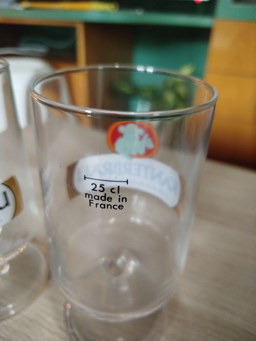 Copos de cerveja novos ( 6 )