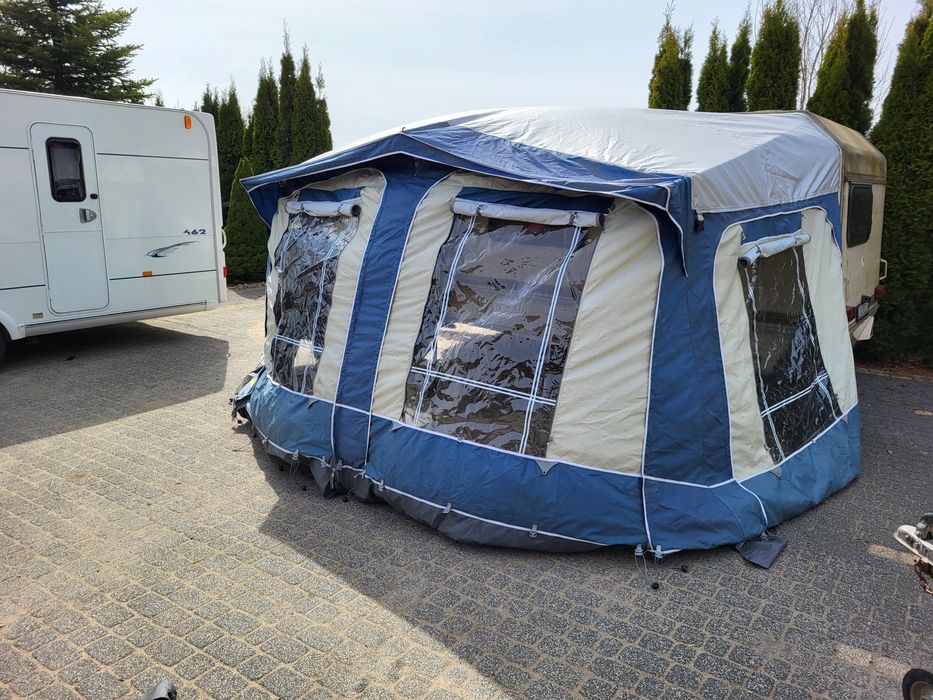 Przedsionek center-camp 750-825