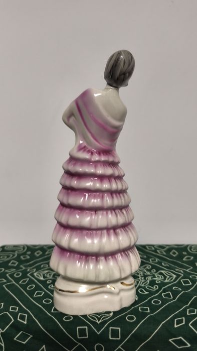 Figurka porcelanowa