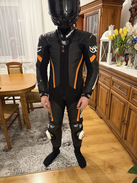 Kombinezon motocyklowy r.50 berik