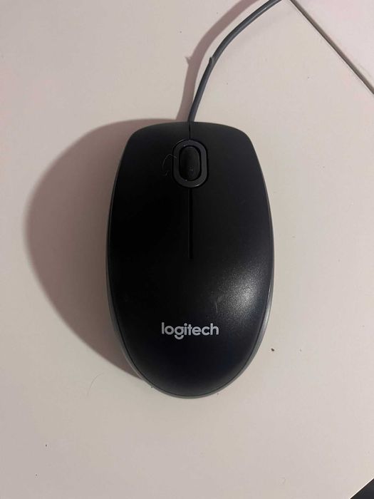 Rato Modelo Logitech