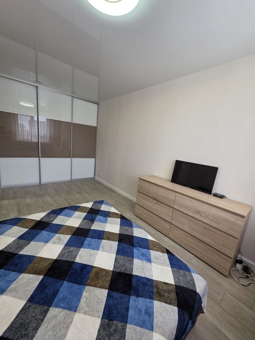 Эксклюзив!!!Продам 1к квартиру ЖК Райдужний, пр.Льва Ландау
пр.Льва Ла