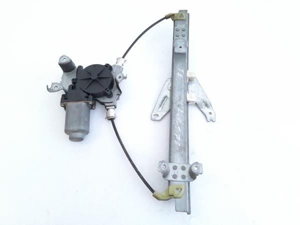 Elevador vidros trás esquerdo NISSAN Primera Sedan (P12)