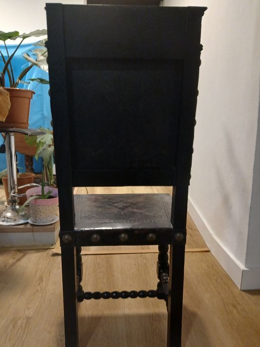 Cadeira antiga ( oferta de segunda cadeira)