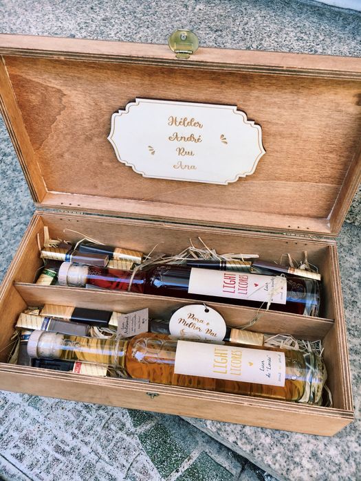 Caixas e cestas de madeira personalizadas a laser