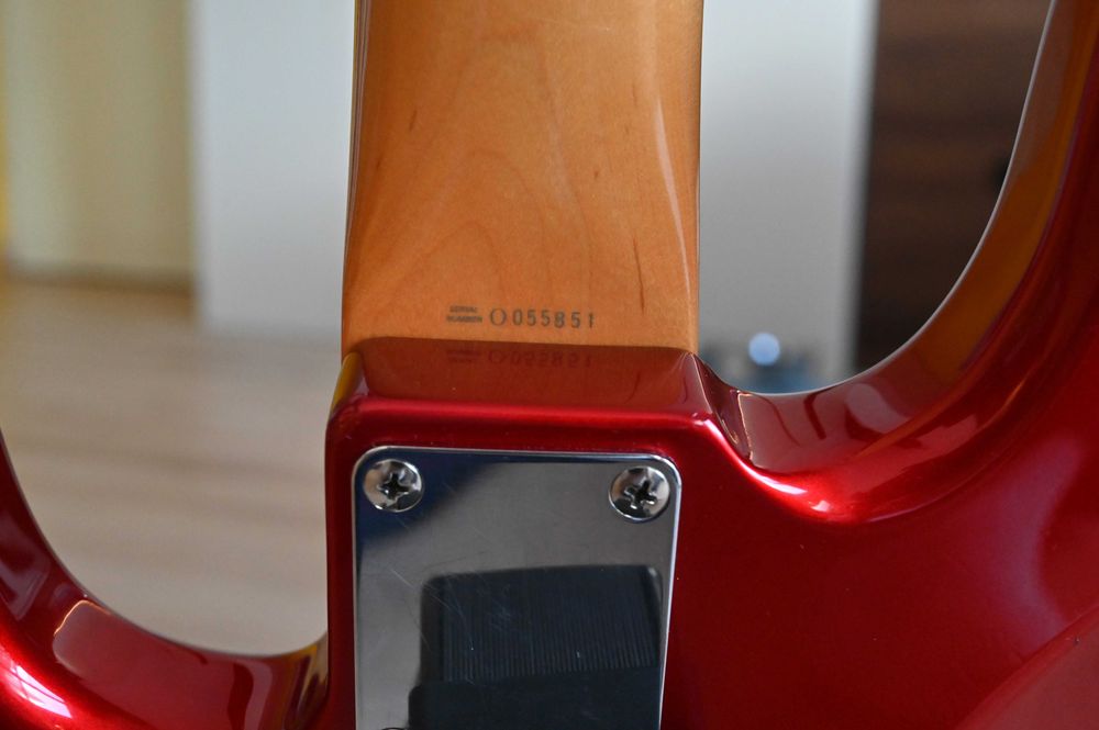 Fender Japan Precision Bass z lat 90, CAR, lekki 3,8 kg, gitara basowa precel