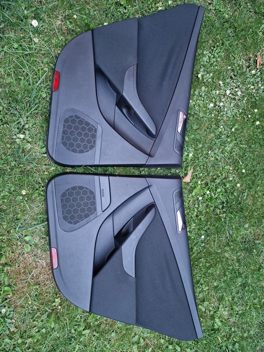 Картки дверей  Passat B6, B7, Octavia A5 тканина / шкіра Європа