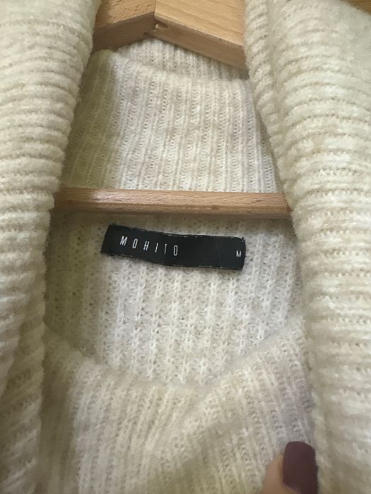 Sukienka sweterkowa 38