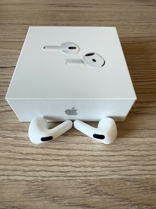 AirPods 4 com Cancelamento de Ruido como Novos